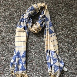Blue & white scarf